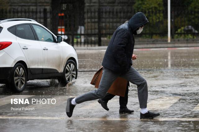 همدان از بعدازظهر بارانی می گردد